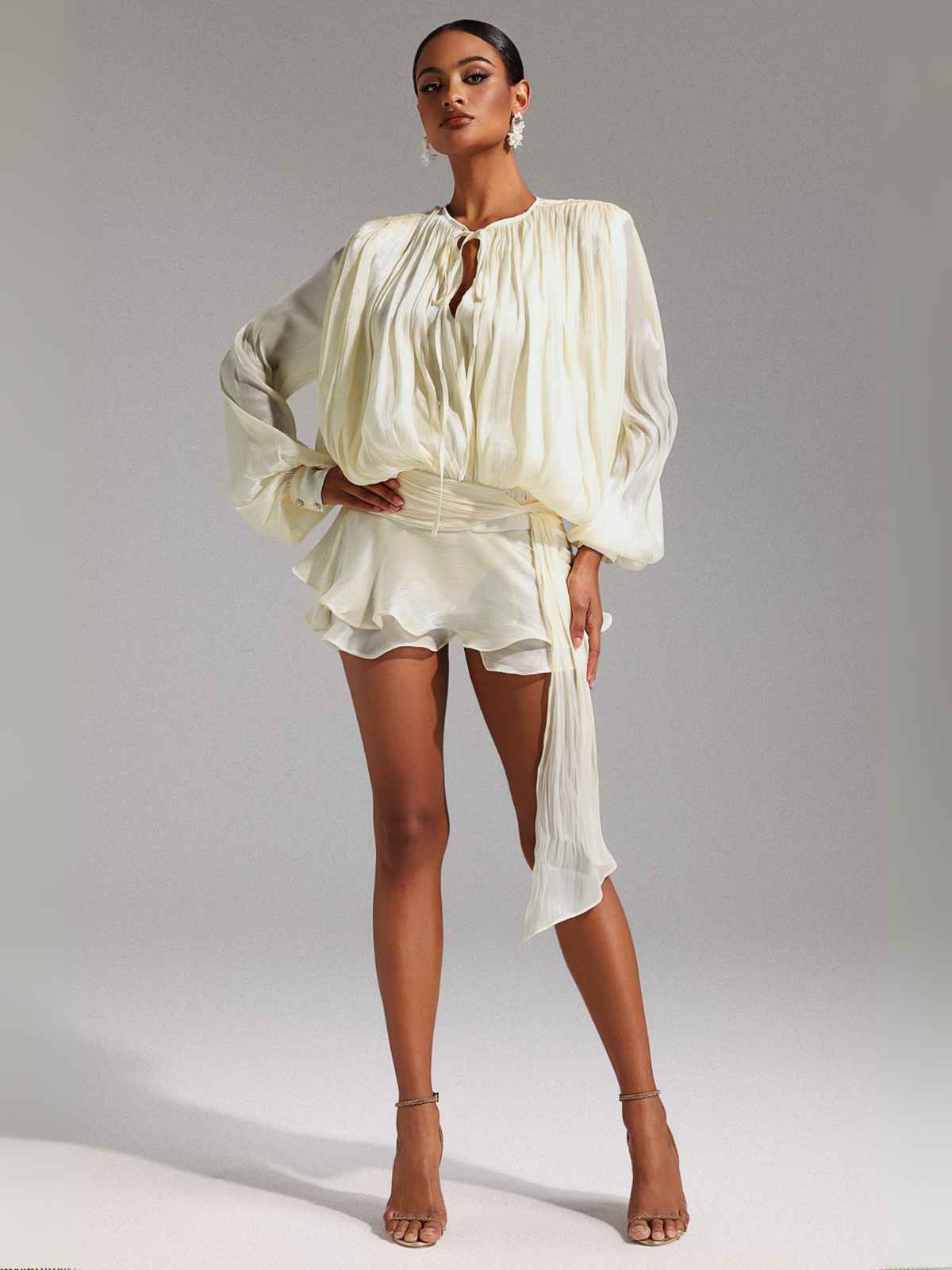 vestido-curto-branco-charlotte-loja-zharen