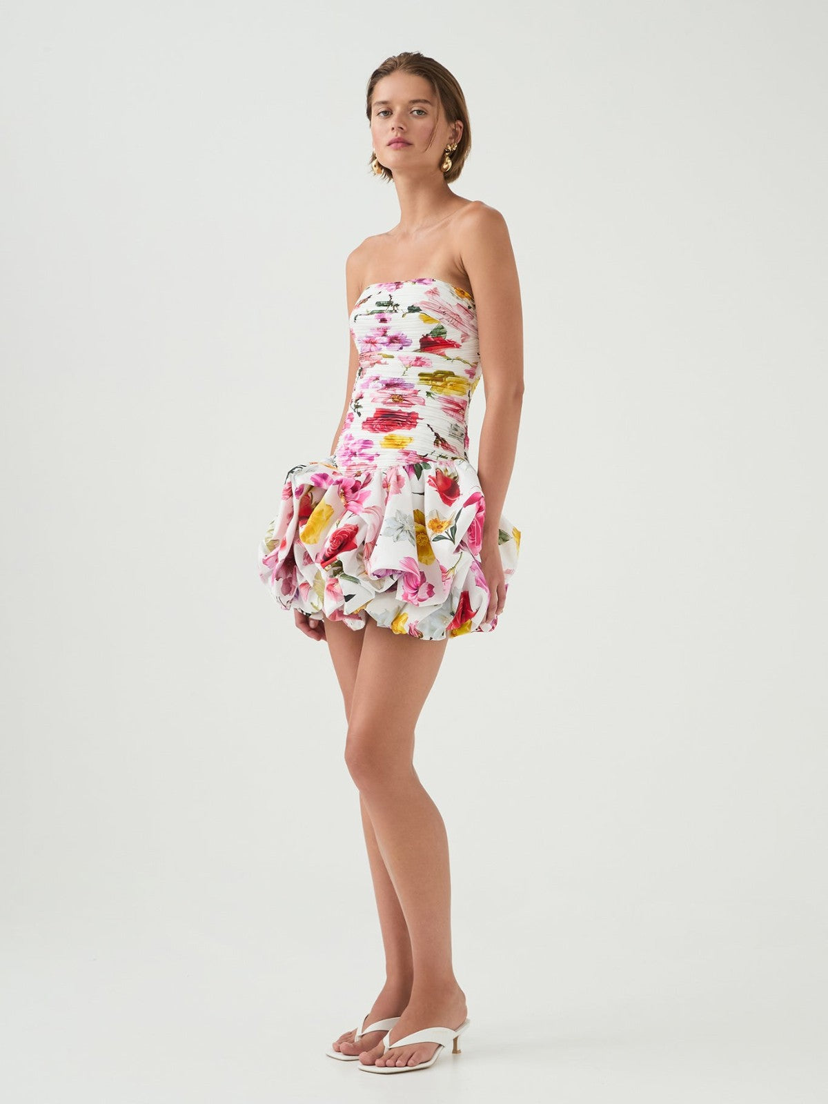 vestido-curto-de-festa-lis-floral-loja-zharen