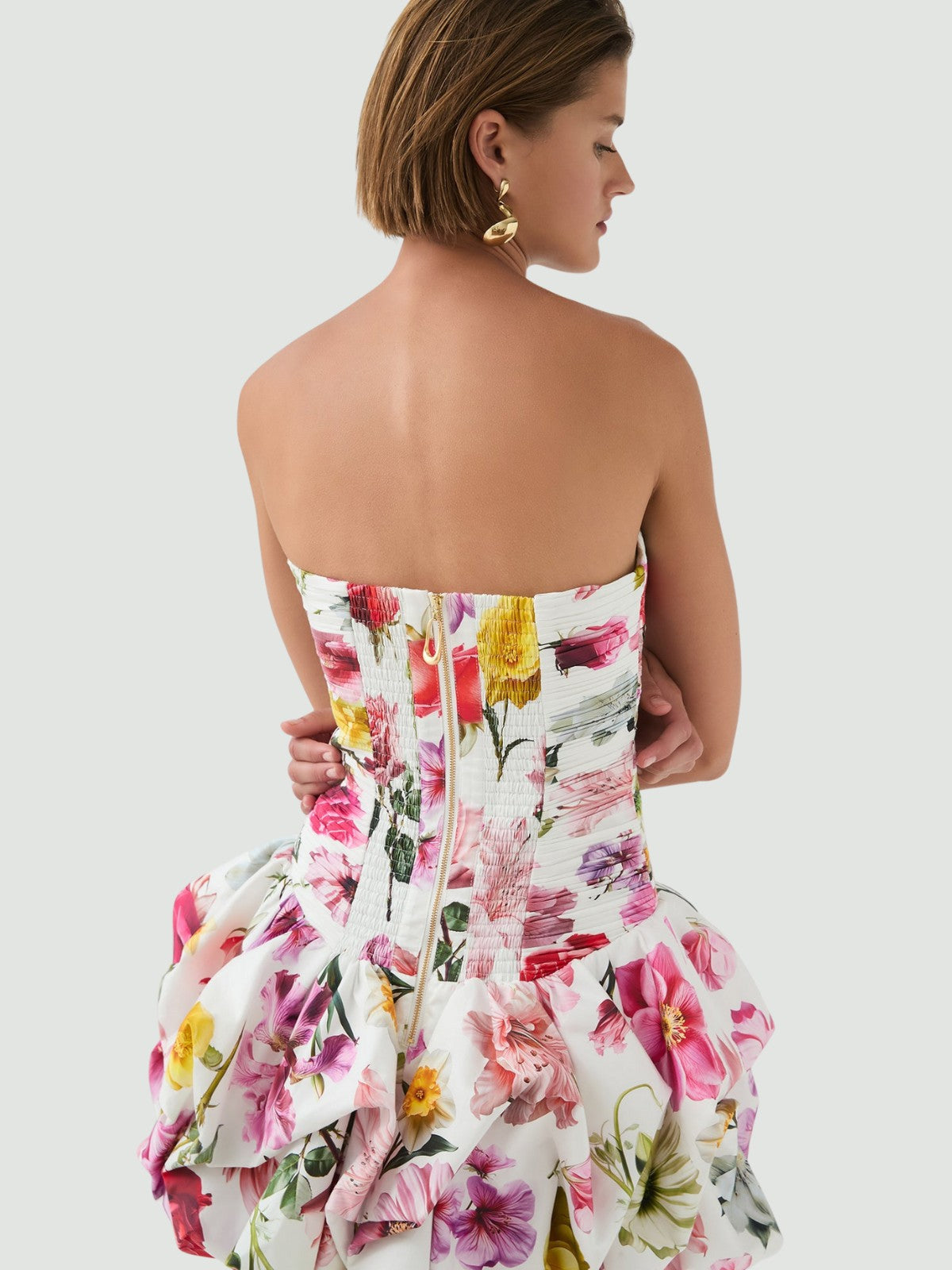 vestido-curto-elegante-lis-floral-loja-zharen