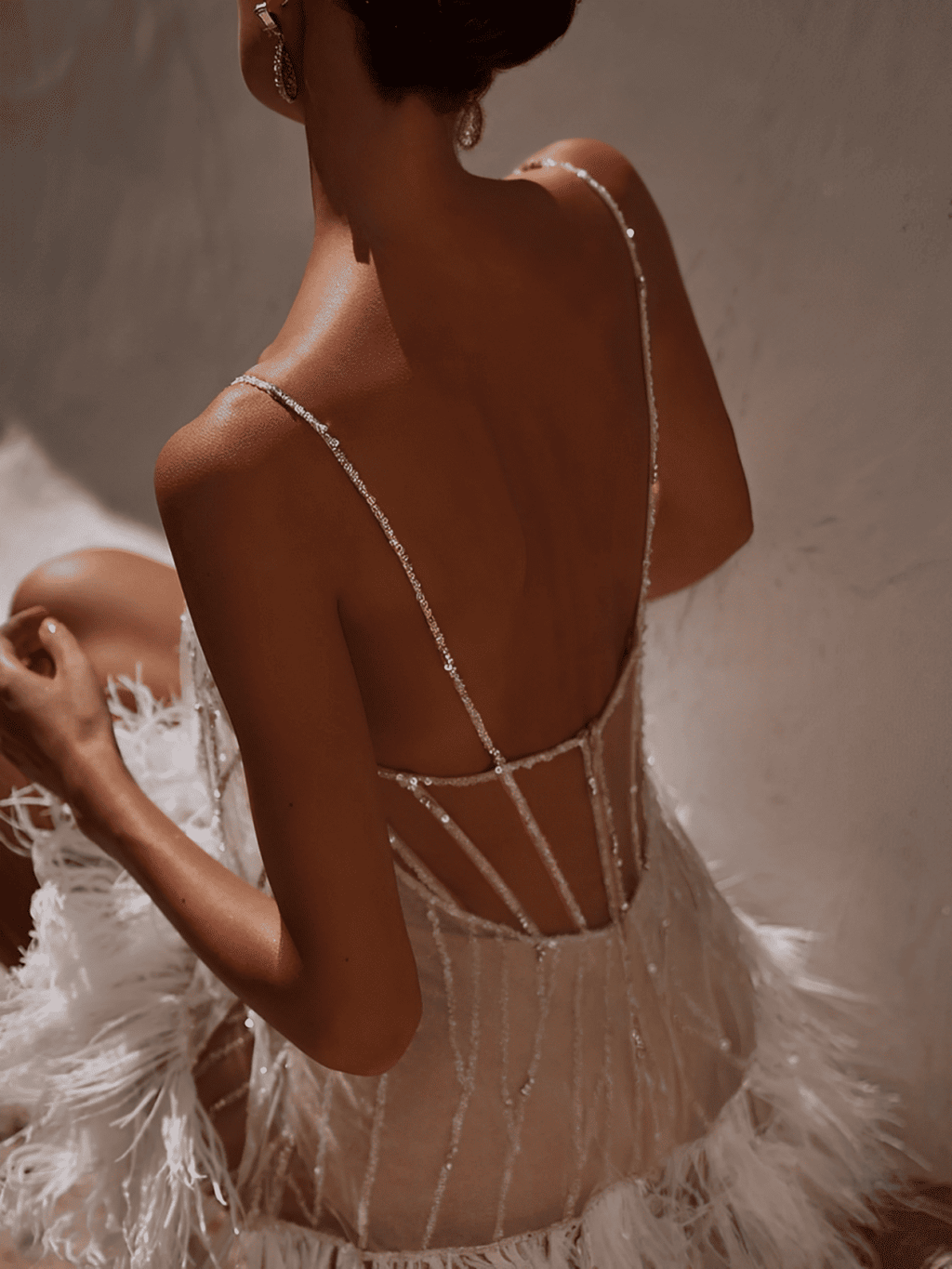 vestido-curto-elegante-margot-loja-zharen