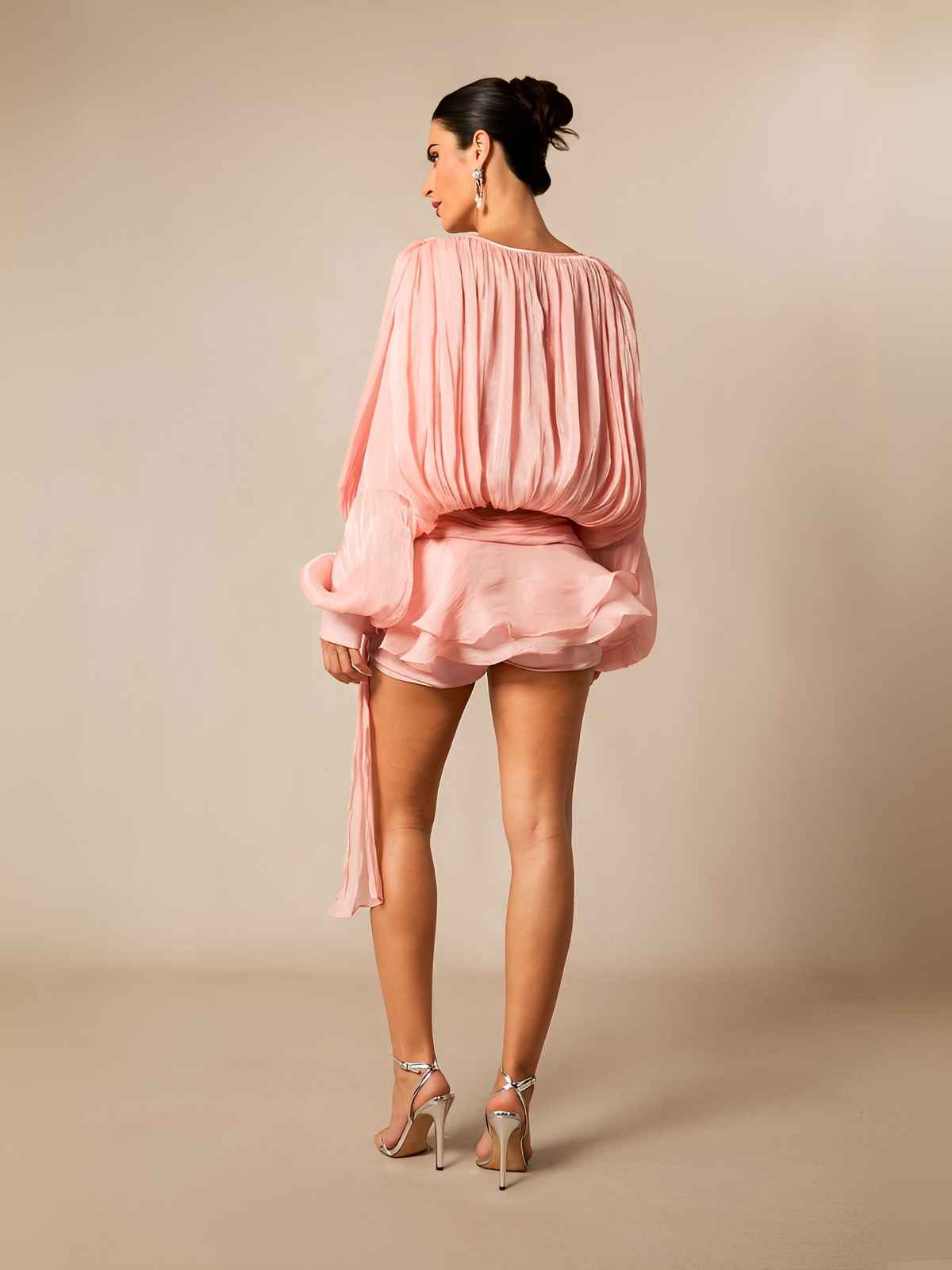 vestido-curto-elegante-rosa-charlotte-loja-zharen