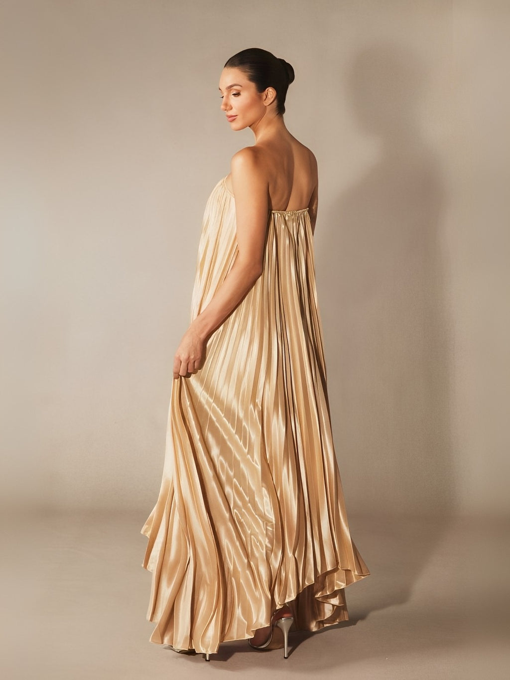 vestido-de-festa-longo-sonho-dourado-loja-zharen