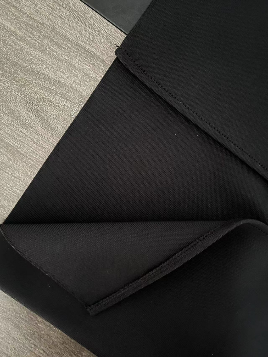 vestido-de-festa-preto-poenia-loja-zharen