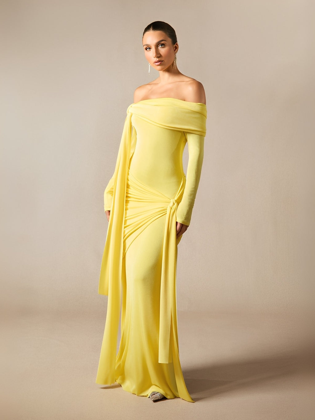 vestido-longo-de-festa-amarelo-serenata-loja-zharen