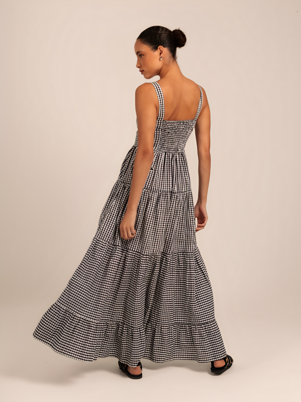 vestido-longo-e-elegante-amelia-loja-zharen