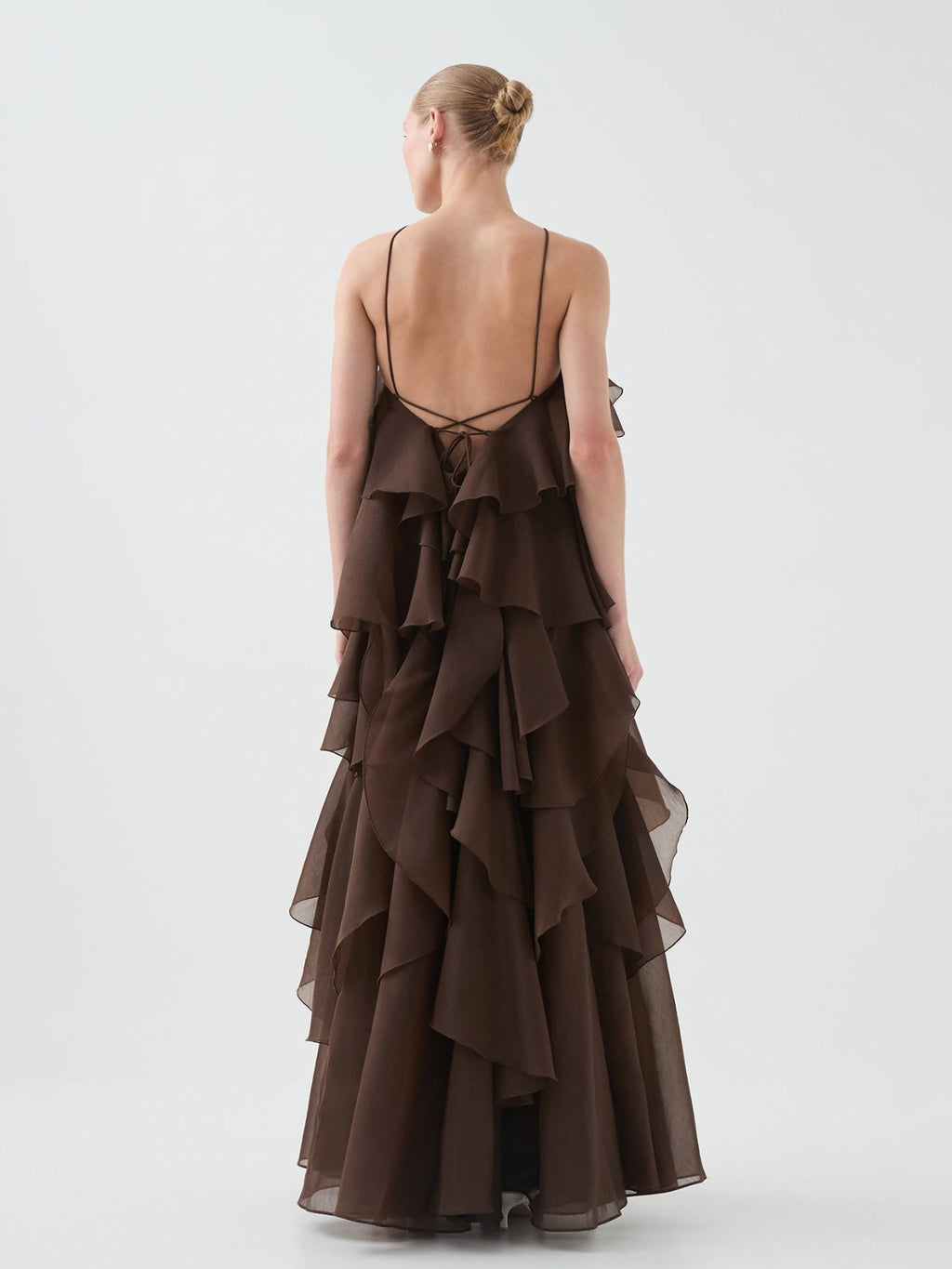 vestido-longo-e-elegante-marrom-florencia-loja-zharen