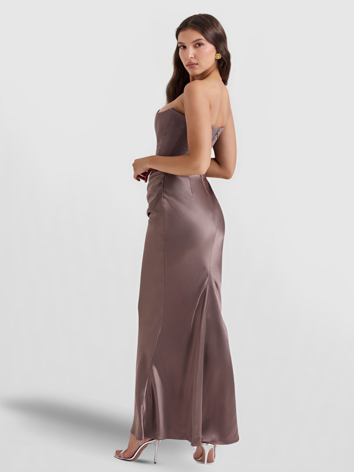 vestido-longo-e-elegante-marrom-noite-de-gala-loja-zharen