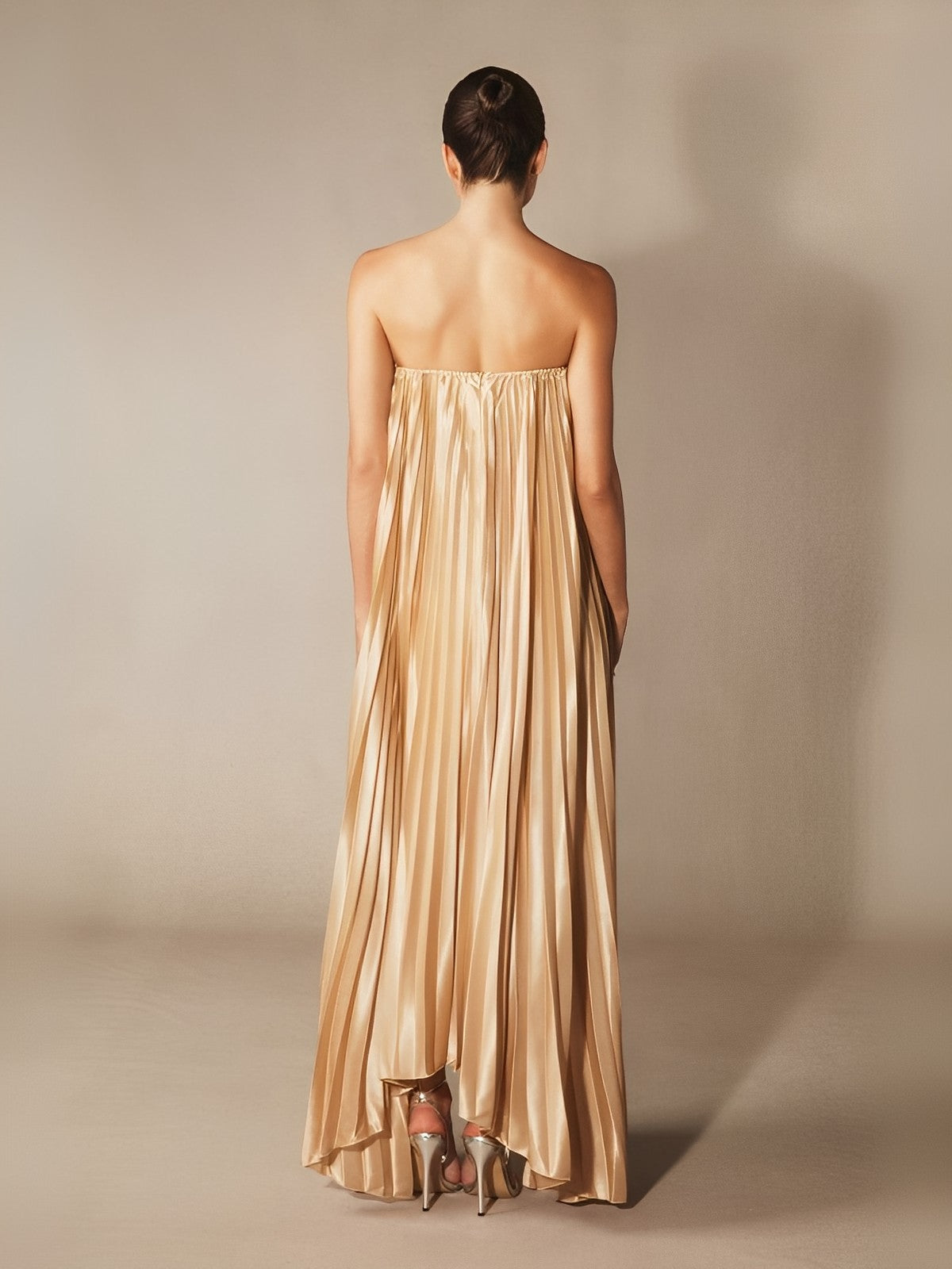 vestido-longo-e-elegante-sonho-dourado-loja-zharen