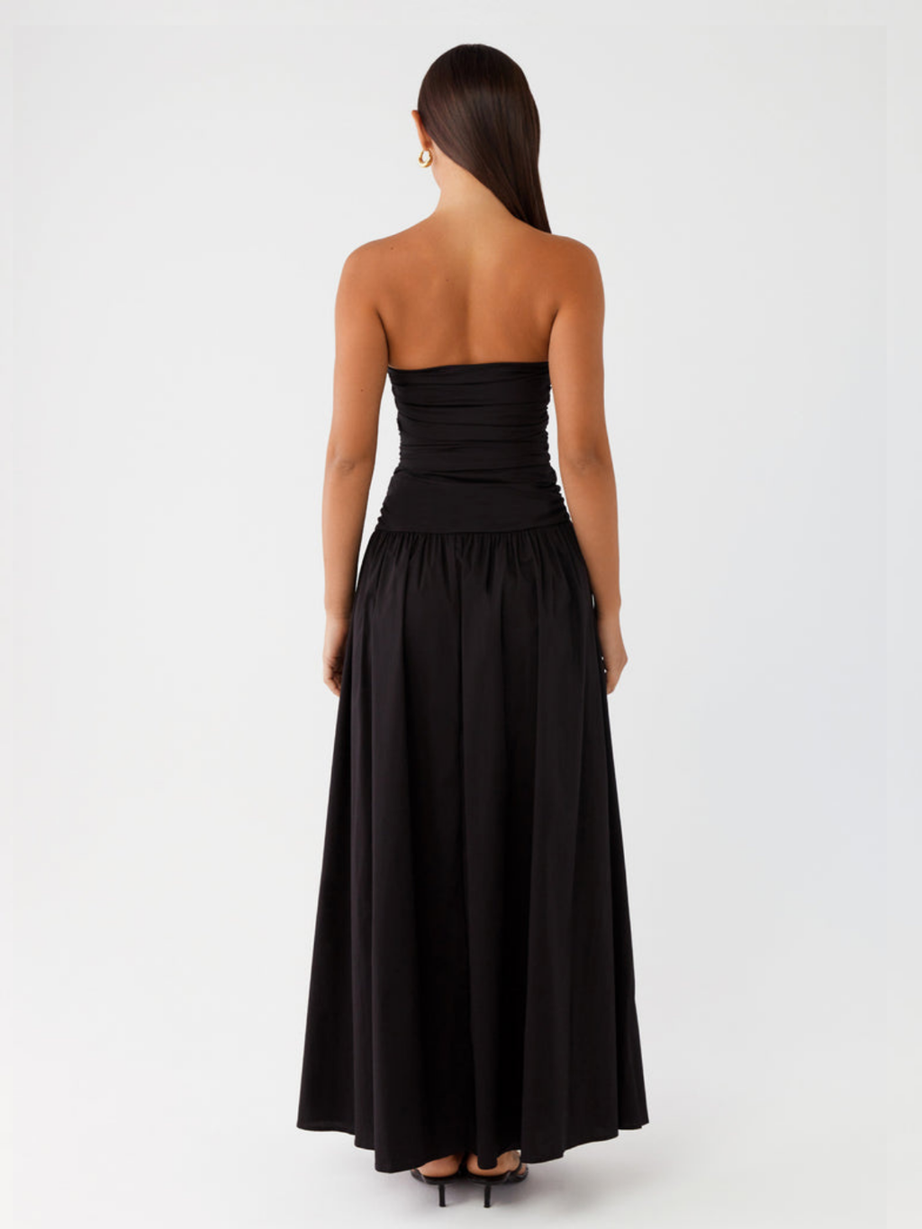 vestido-longo-elegante-preto-sophia-loja-zharen