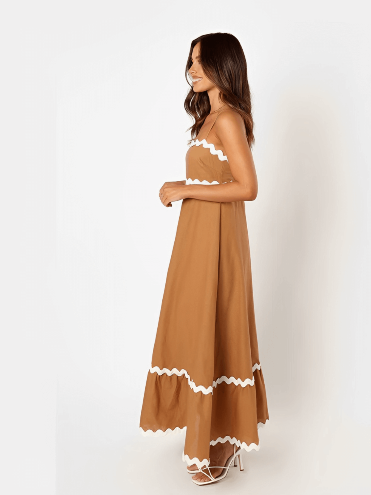 vestido-longo-feminino-marrom-giulia-loja-zharen