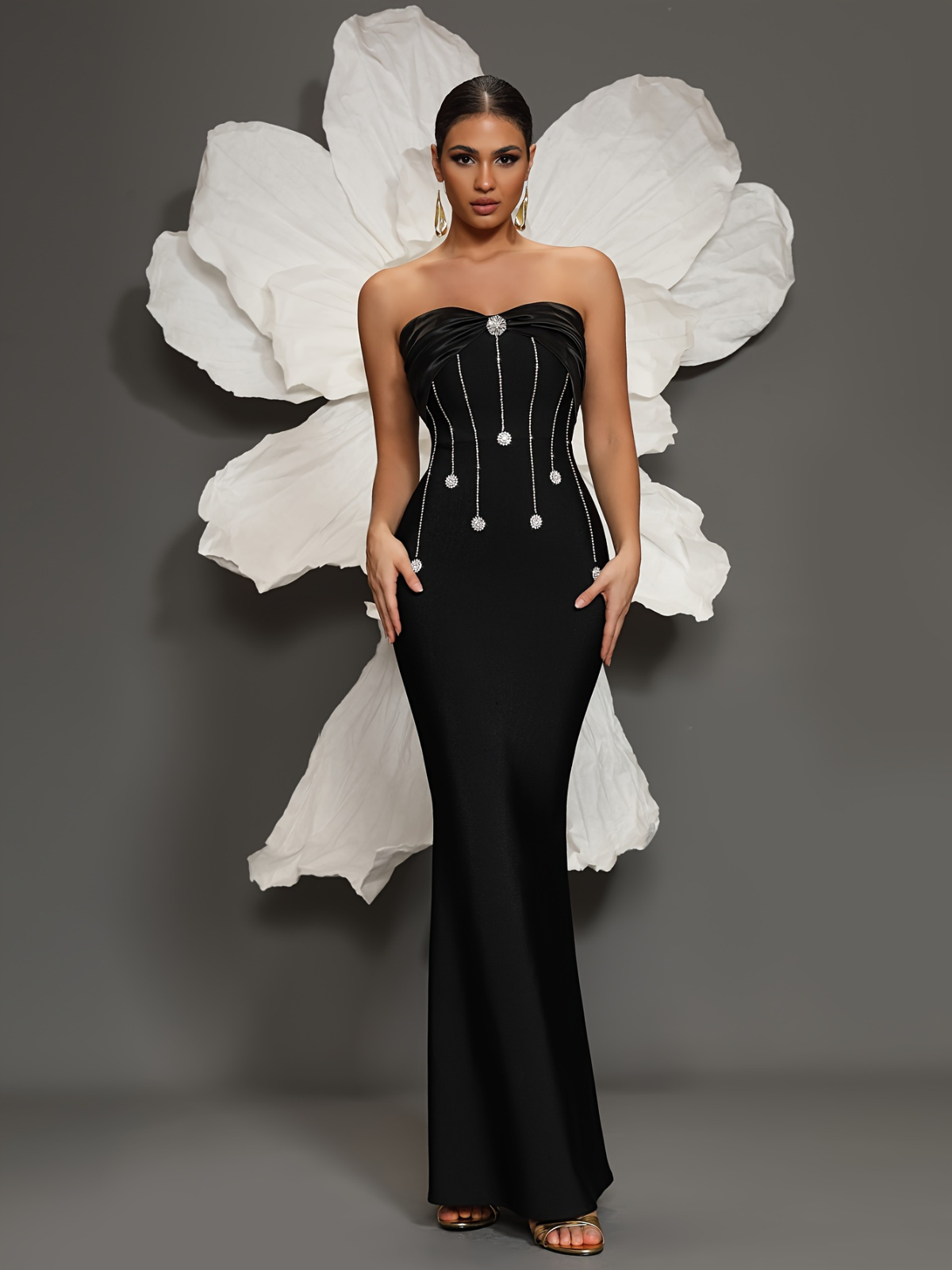 vestido-longo-preto-traducoes-diamante-loja-zharen Imagem principal do produto