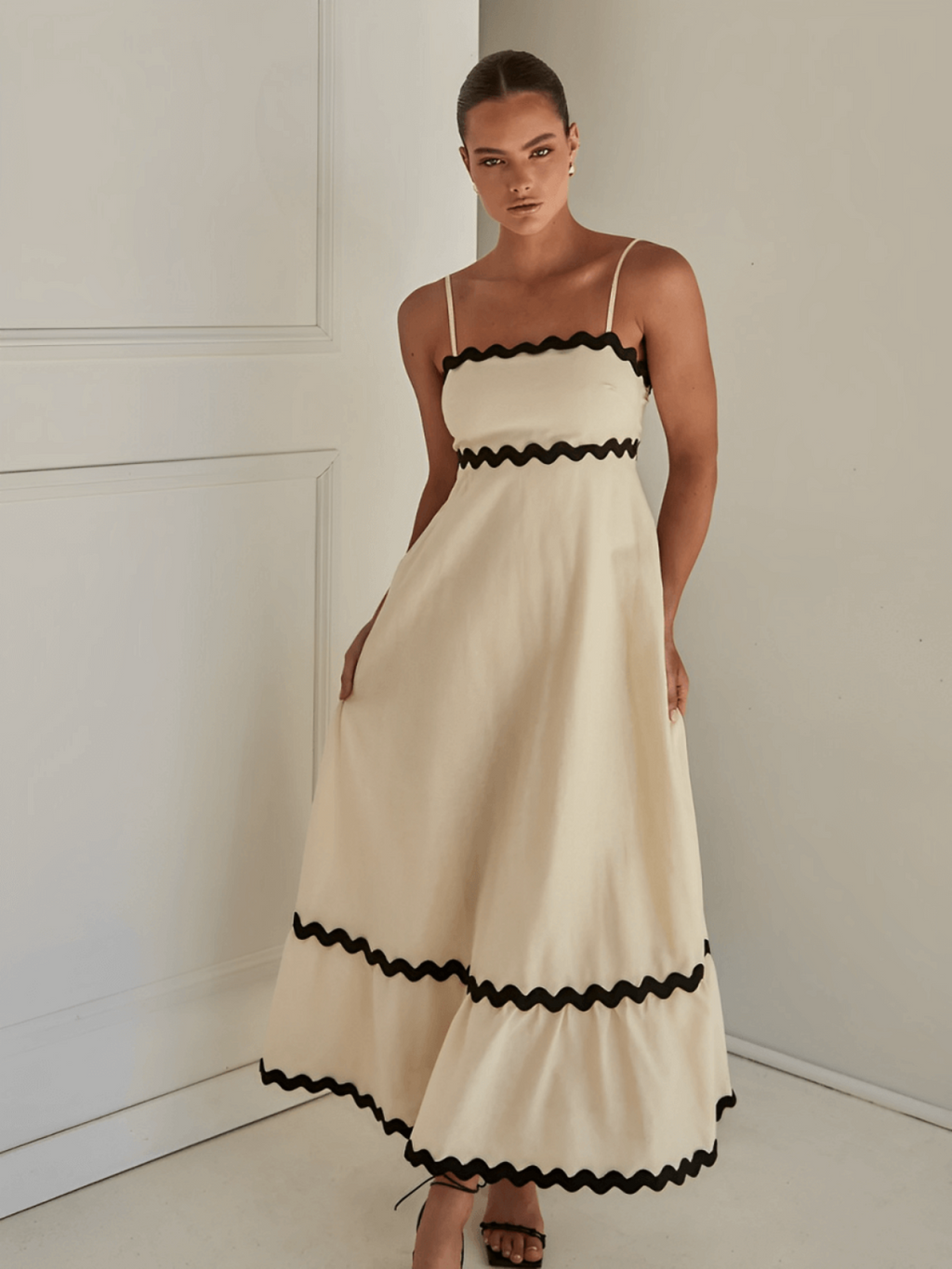 vestido-midi-off-white-giulia-loja-zharen